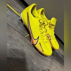 NIKE ZOOM MERCURIAL VAPOR ACADEMY 15 FG soccer cleats spikes